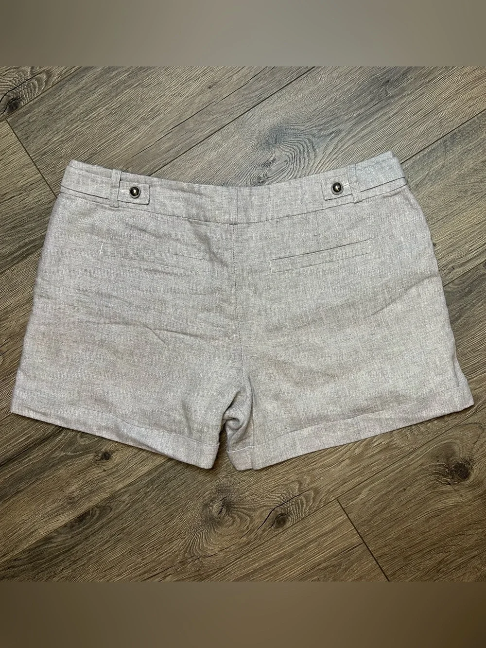 LOFT Light Gray with Silver Tailored Linen-Blend Shorts